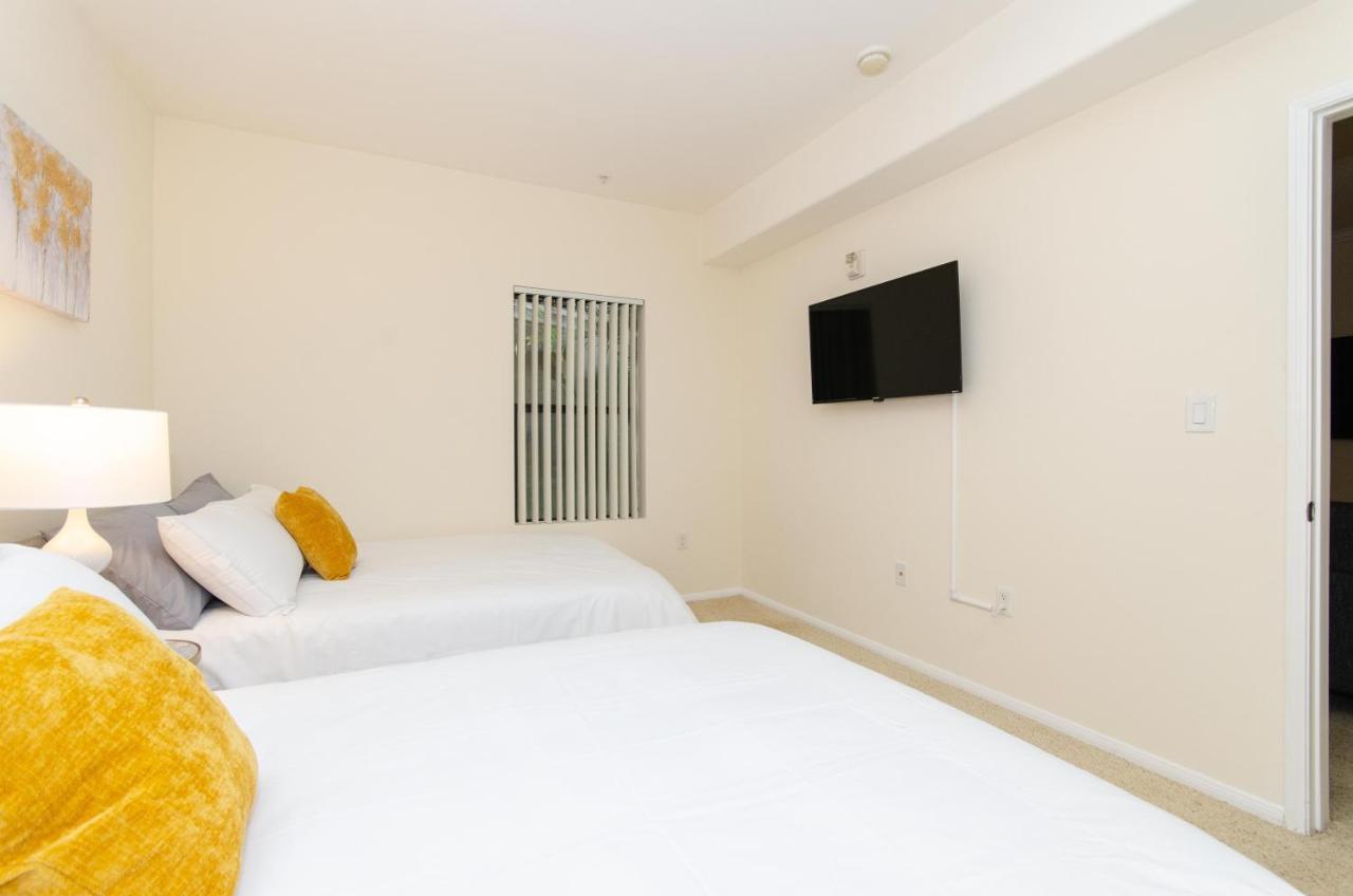 Located Perfectly 2 Bedroom Downtown Los Angeles Bagian luar foto