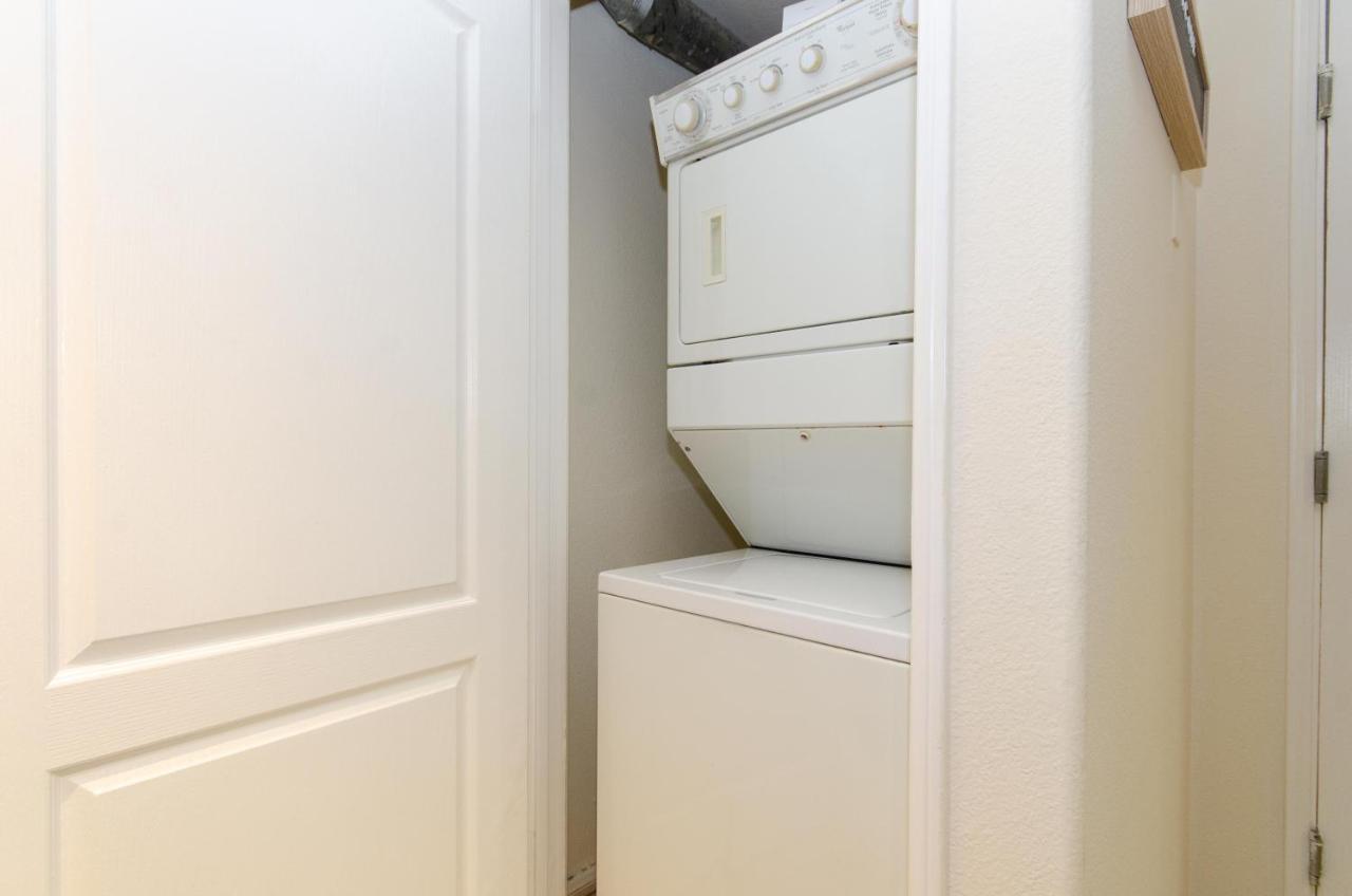 Located Perfectly 2 Bedroom Downtown Los Angeles Bagian luar foto