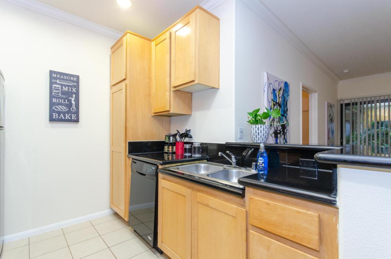 Located Perfectly 2 Bedroom Downtown Los Angeles Bagian luar foto
